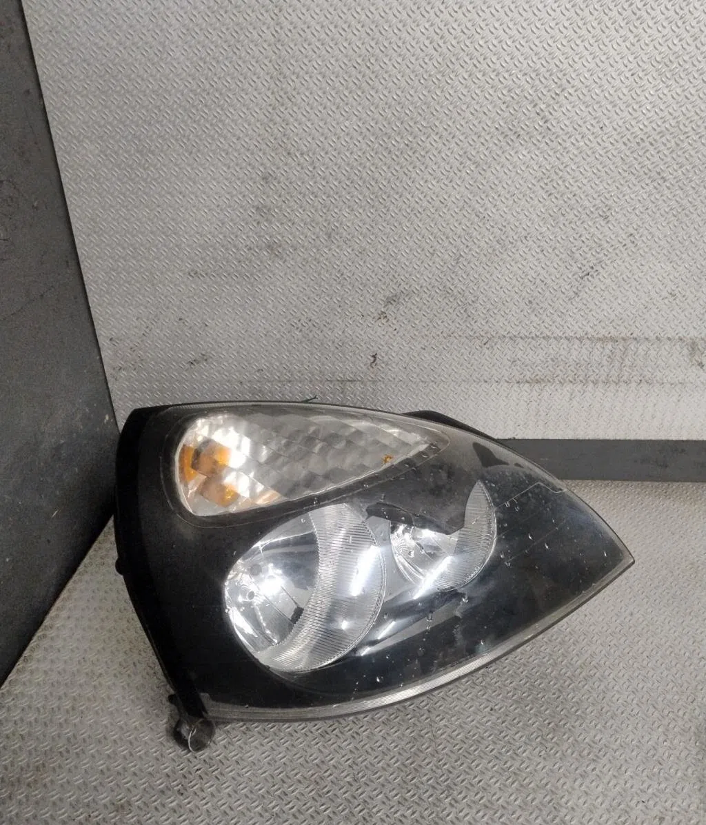Phare droit RENAULT CLIO 2  CLIO 2 PHASE 2 occasion