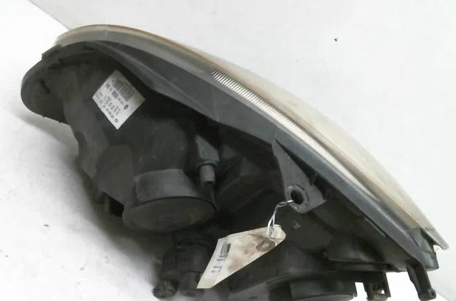 Phare droit Renault CLIO II (BB_, CB_) 1.5 dci (b-cb07) (2001-2009) 3 portes occasion