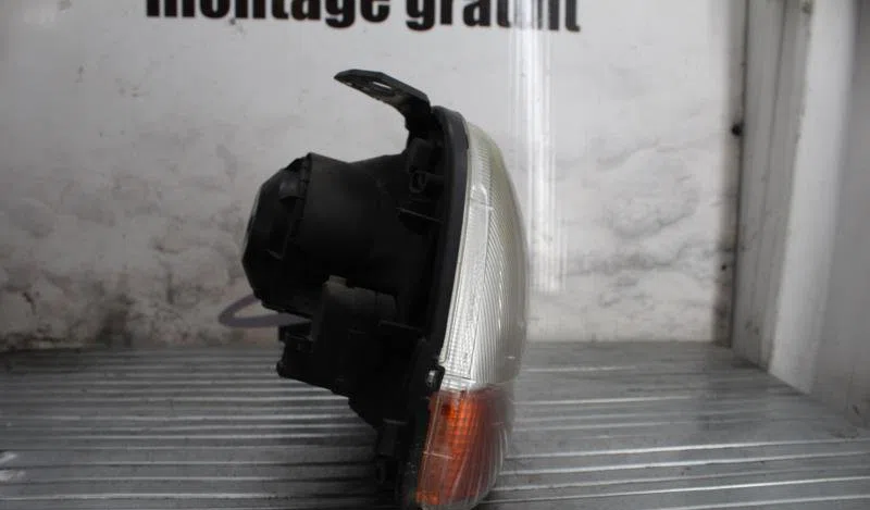 Phare droit RENAULT KANGOO 1 PHASE 1 occasion