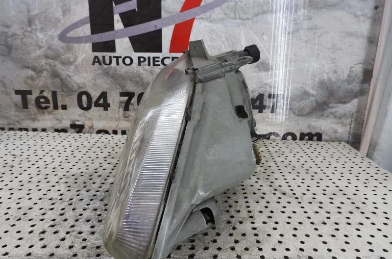 Phare droit RENAULT LAGUNA 1 PHASE 1 occasion