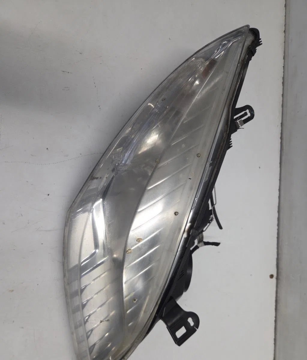 Phare droit RENAULT MEGANE 3 PHASE 1 occasion