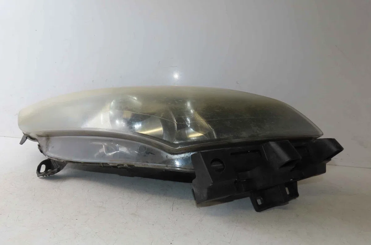 Phare droit RENAULT SCENIC III occasion
