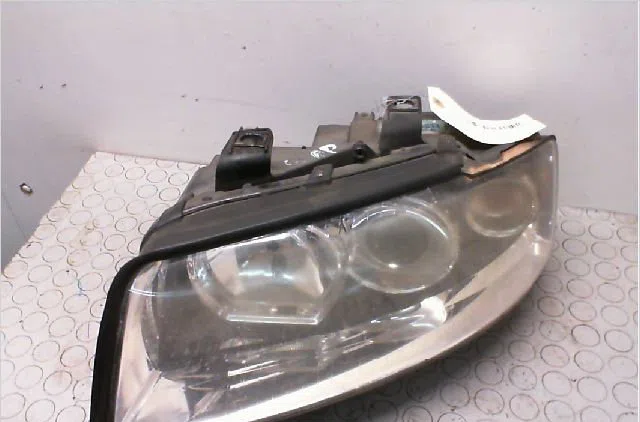 Phare gauche AUDI A4 II  1.9 TDi 130ch occasion