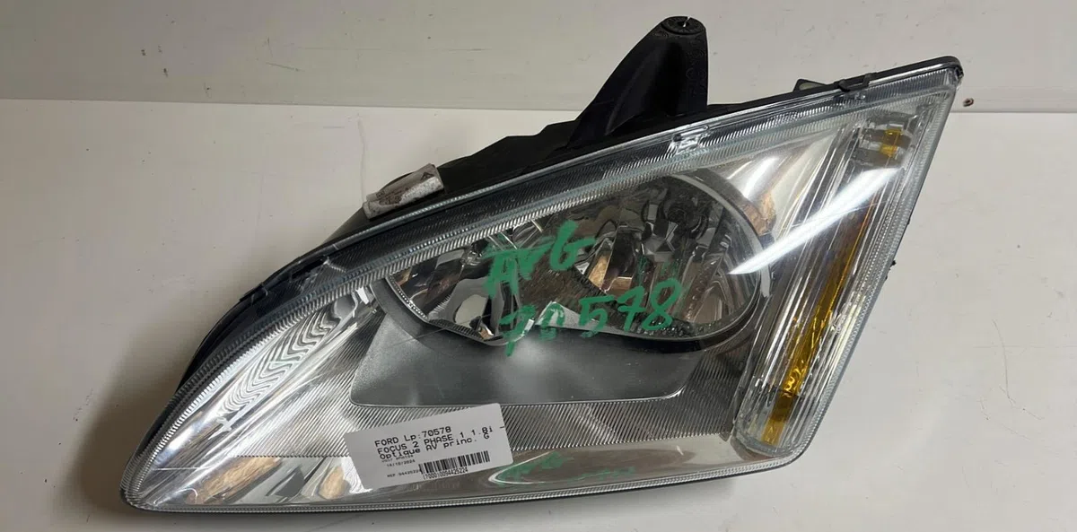 Phare gauche Ford FOCUS II (DA_, HCP, DP) 1.8 flexifuel (2006-2012) occasion