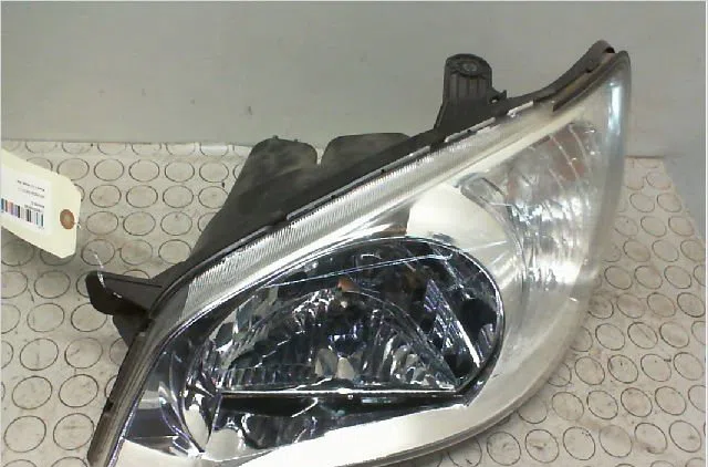 Phare gauche Hyundai GETZ (TB) 1.1 (2002-2005) occasion