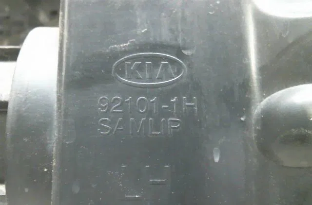 Phare gauche Kia CEE'D SW (ED) 1.6 crdi 90 (2007-2012) occasion
