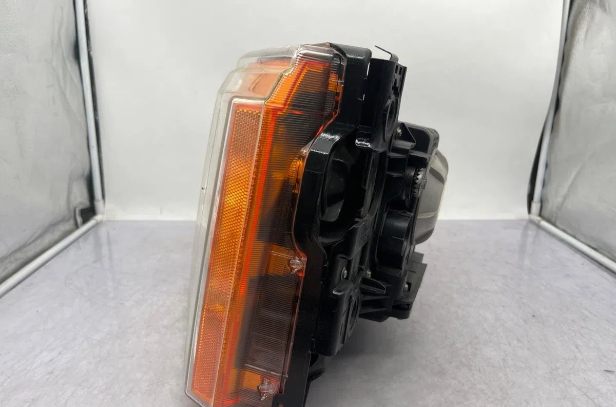 Phare gauche LAND ROVER DISCOVERY 3 occasion