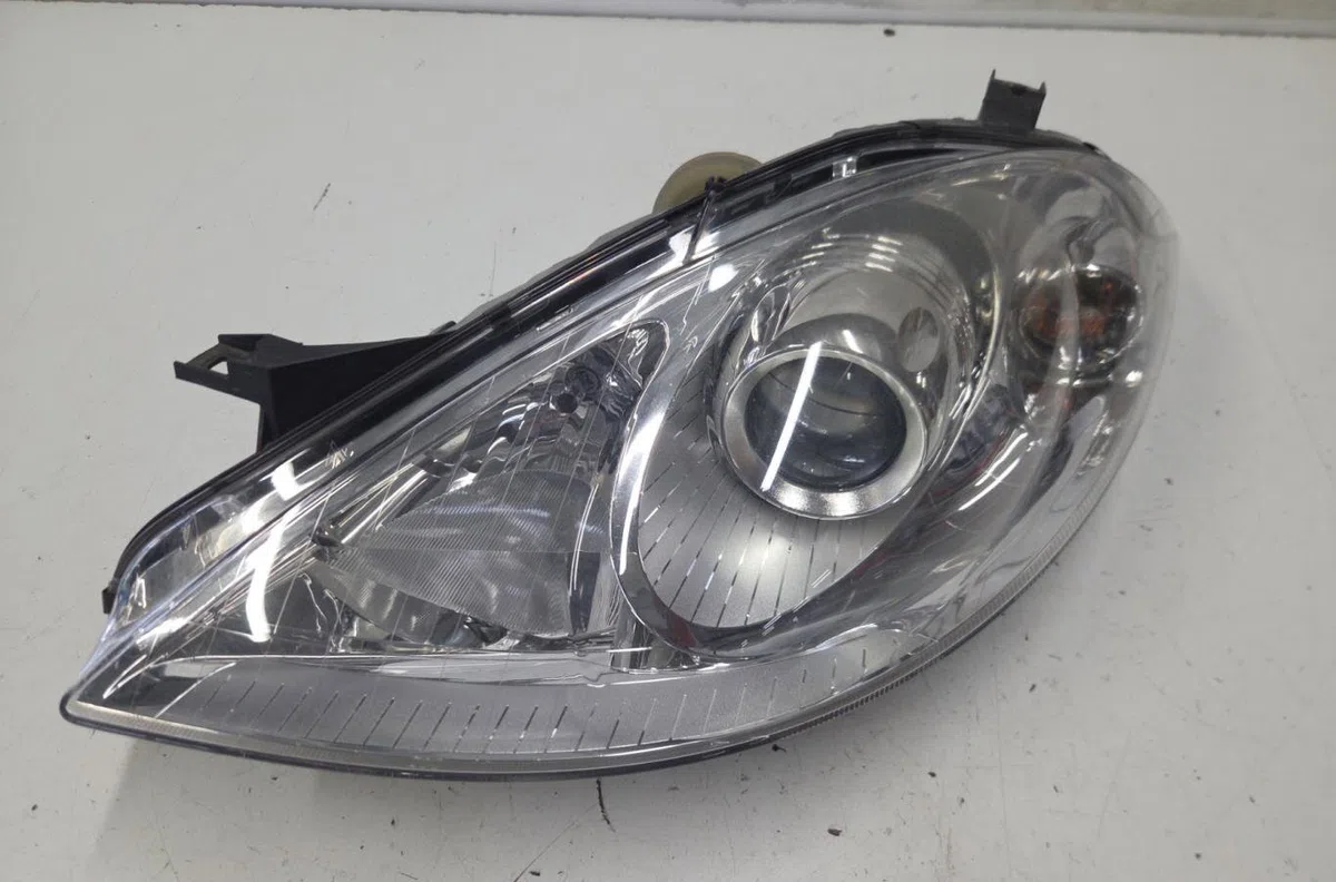 Phare gauche MERCEDES CLASSE A 169 PHASE 1 occasion