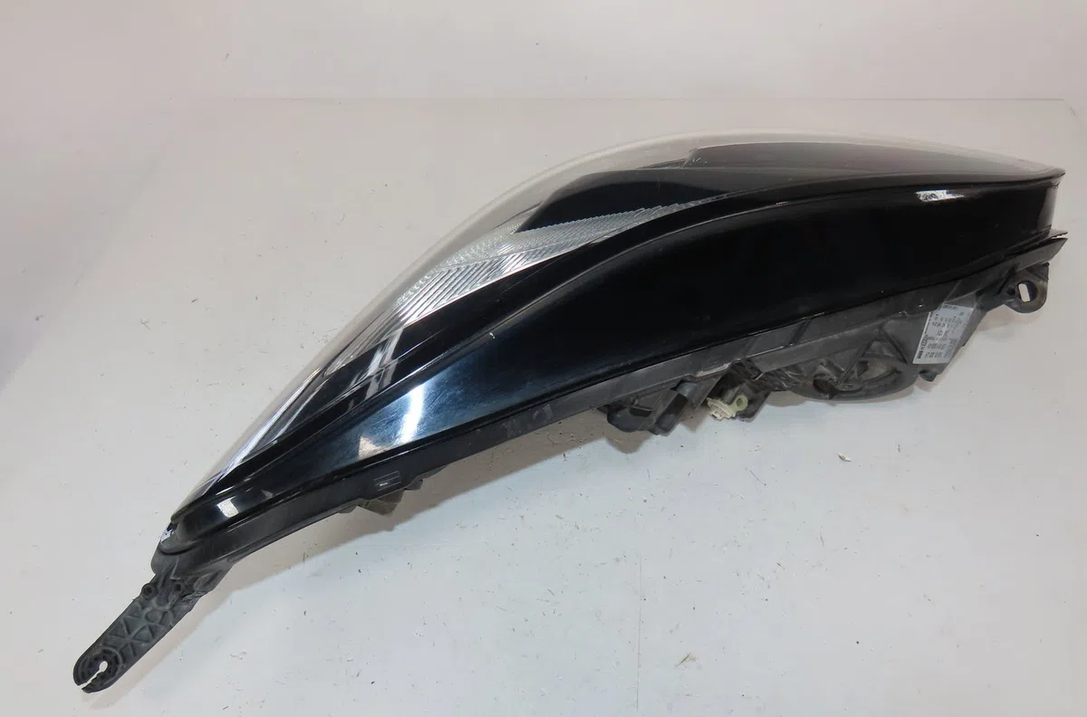 Phare gauche Opel CORSA E (X15) 1.3 cdti (08, 68) (2014) occasion