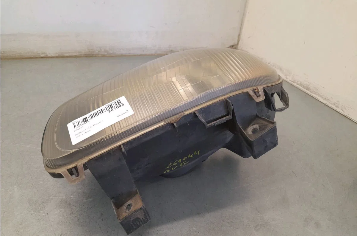Phare gauche Renault CLIO II (BB_, CB_) 1.9 d (b-cb0e, bb0j) (1998-2005) occasion