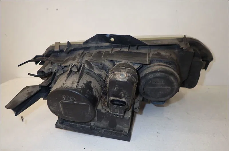 Phare gauche Renault ESPACE III (JE0_) 2.2 dci (je0s) (2000-2002) occasion