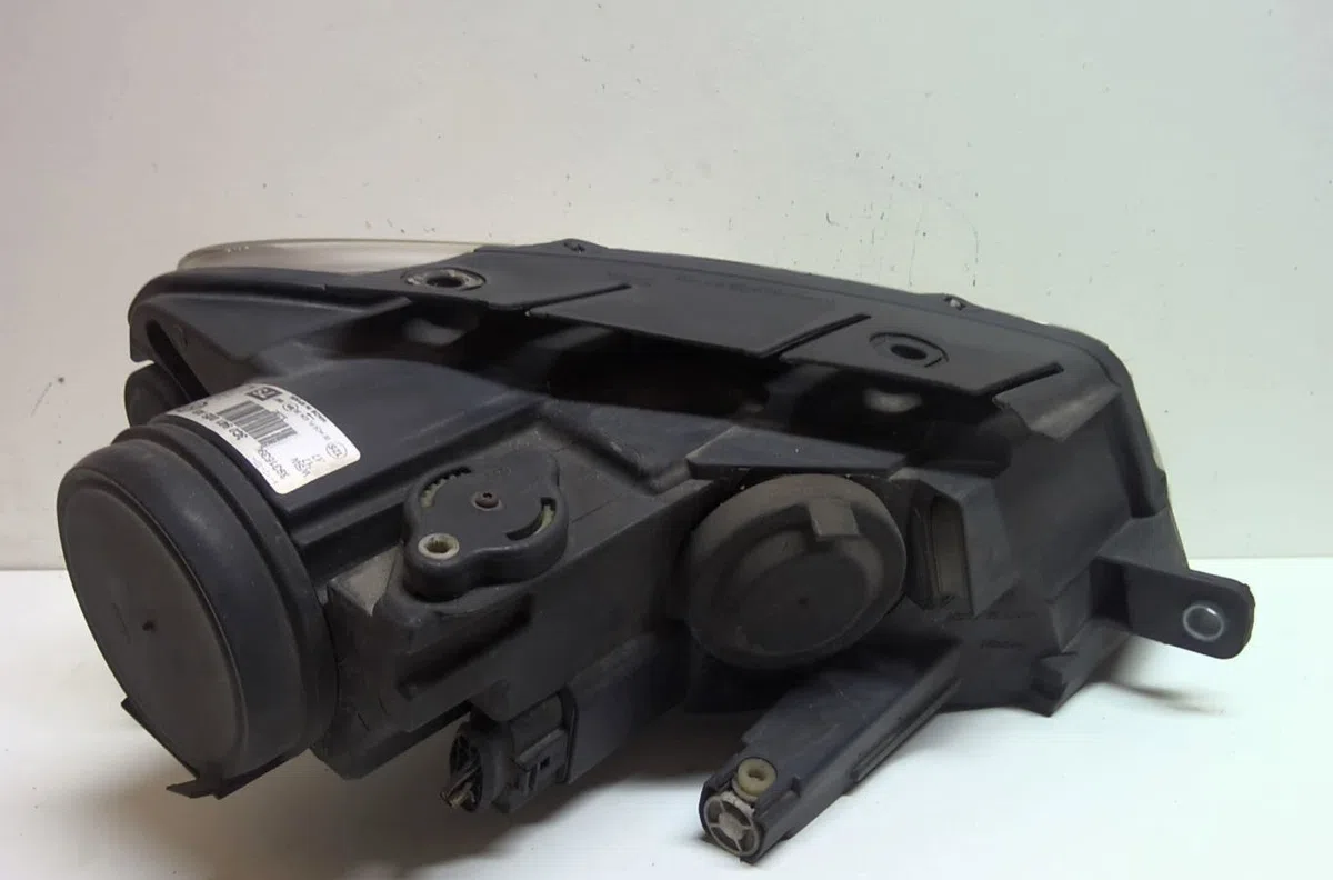 Phare gauche Volkswagen PASSAT B6 (3C2) 2.0 tdi 16v (2005-2010) occasion