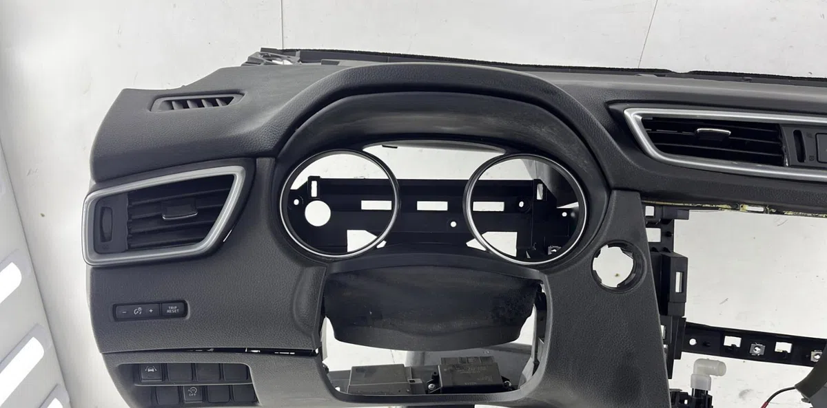 Planche de bord NISSAN QASHQAI 2 PHASE 2 occasion