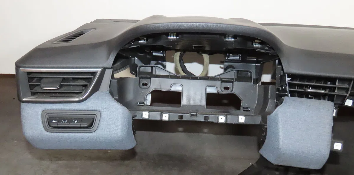 Planche de bord Renault CLIO V (B7_) 1.6 e-tech 145 (b7mu) (2022) occasion