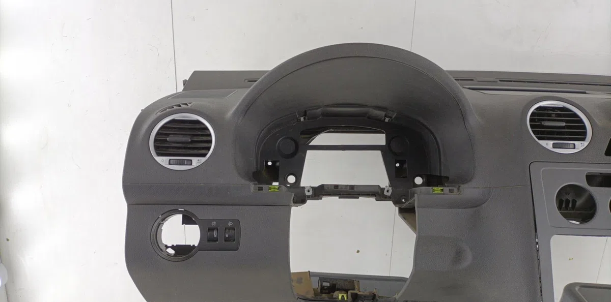 Planche de bord VOLKSWAGEN CADDY 3 PHASE 1 occasion