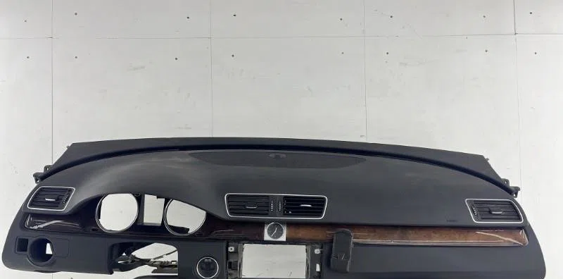 Planche de bord VOLKSWAGEN PASSAT 6 occasion