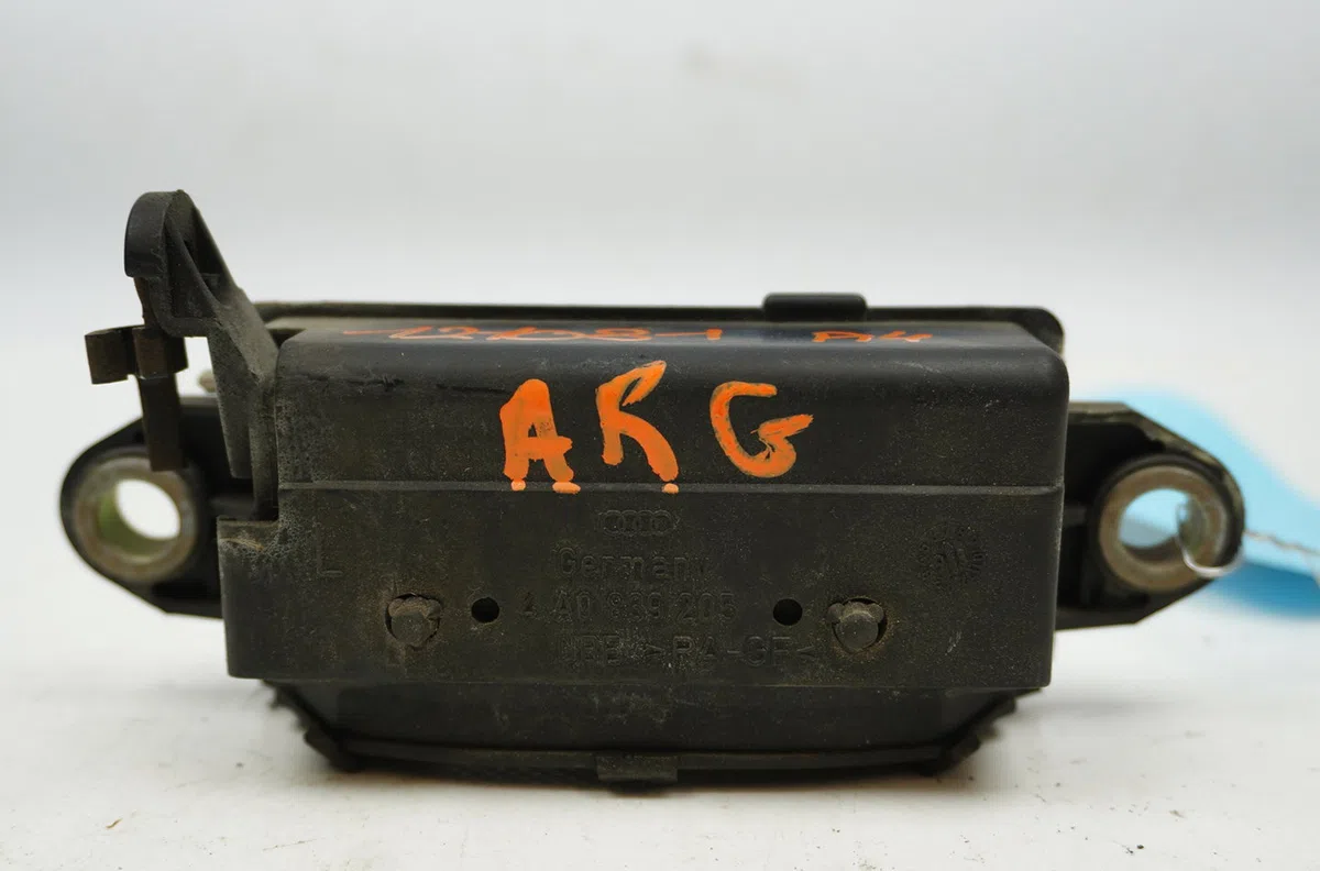 Poignee ext porte arg Audi A4 B5 (8D2) 1.9 tdi (1995-2000) occasion