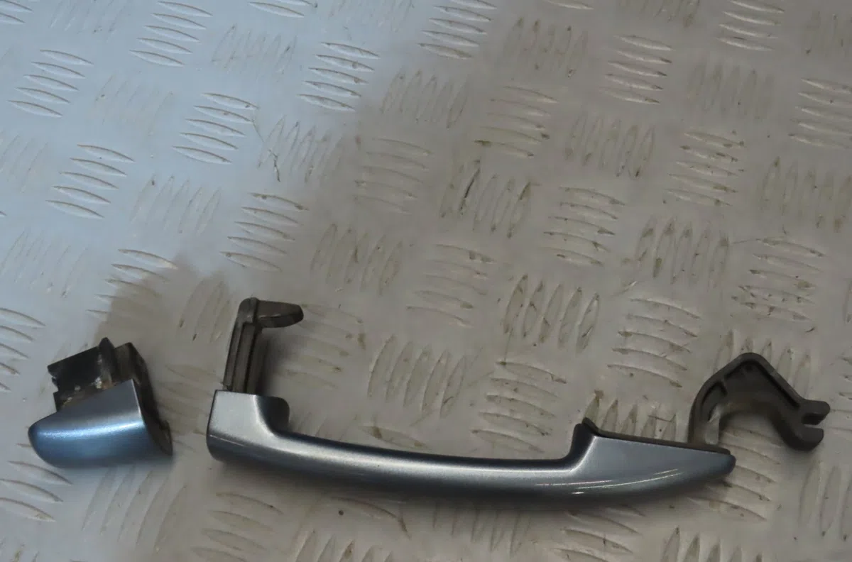 Poignee ext porte avd CITROEN C4 PICASSO 2009 occasion