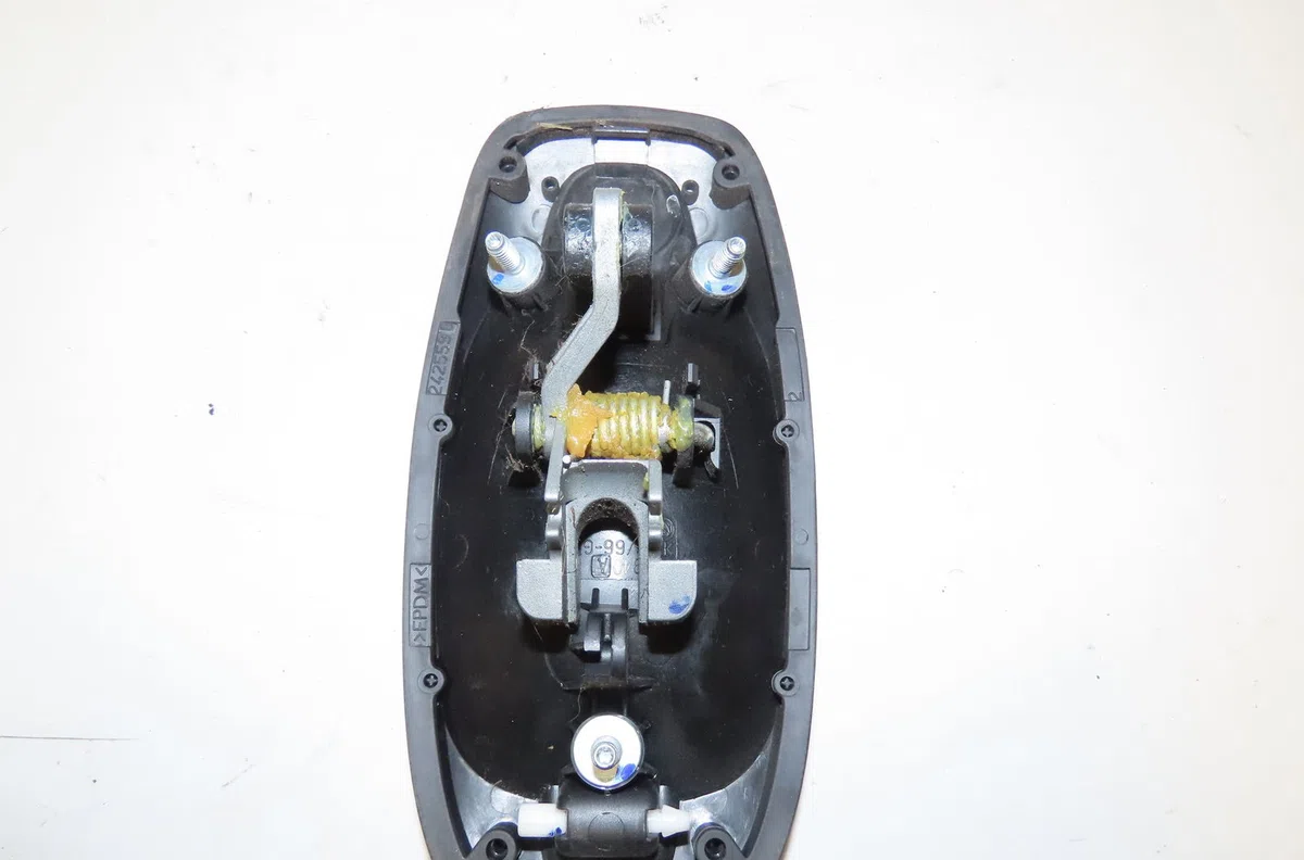 Poignee ext porte avd Citroen NEMO Monospace 1.3 hdi 75 (2010) occasion