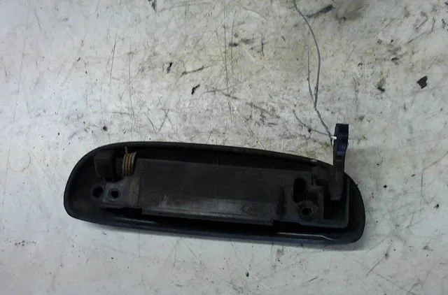 Poignee ext porte avd FORD FIESTA 2000 occasion
