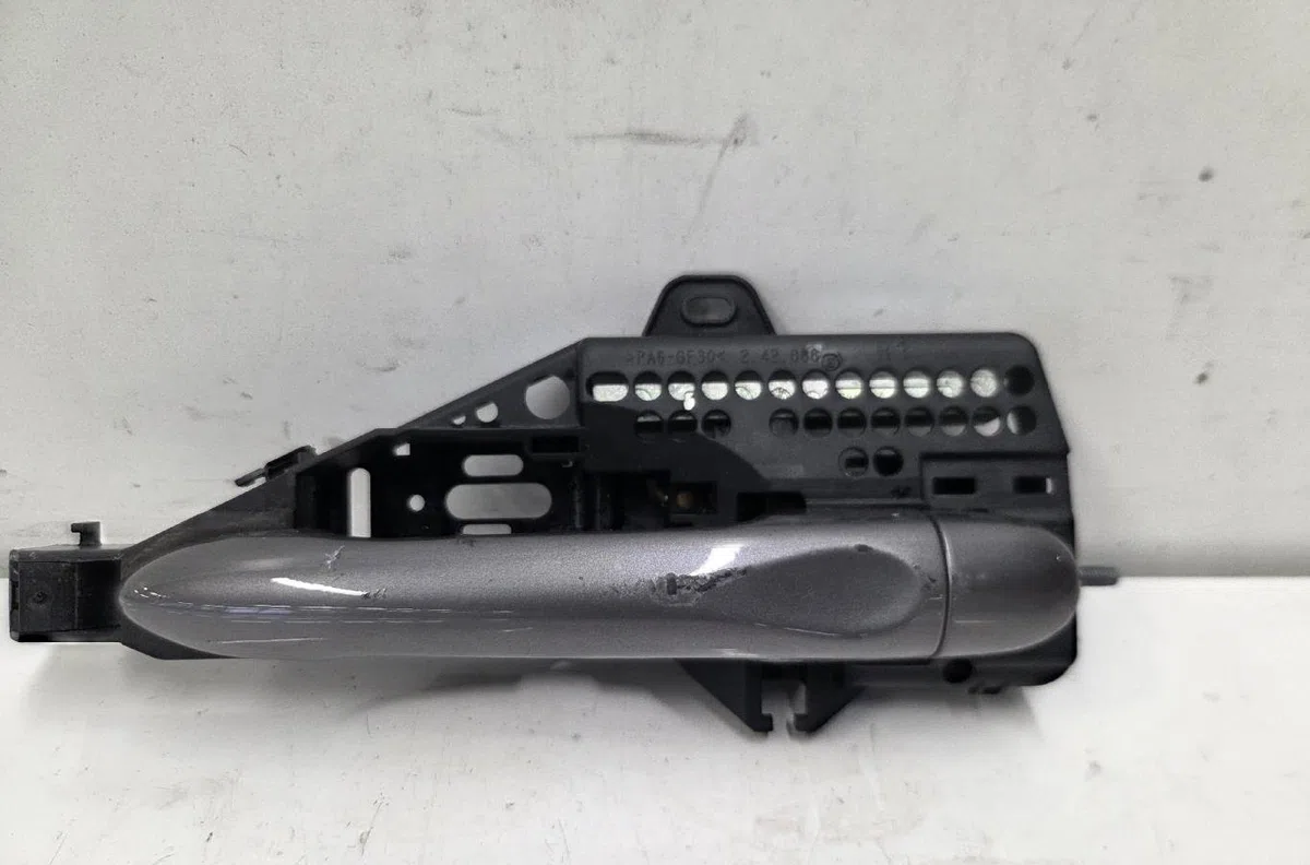 Poignee ext porte avd RENAULT CLIO 4 PHASE 1 BREAK occasion