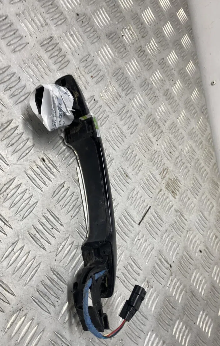 Poignee ext porte avd RENAULT MEGANE 4 PHASE 1 occasion