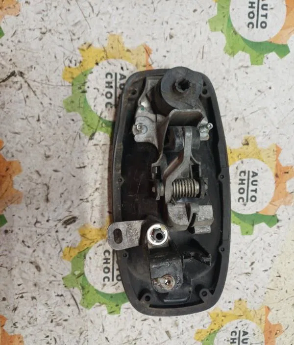 Poignee ext porte battante g CITROEN NEMO occasion