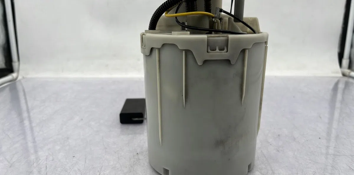 Pompe à carburant immergée AUDI A3 1 PHASE 2 occasion