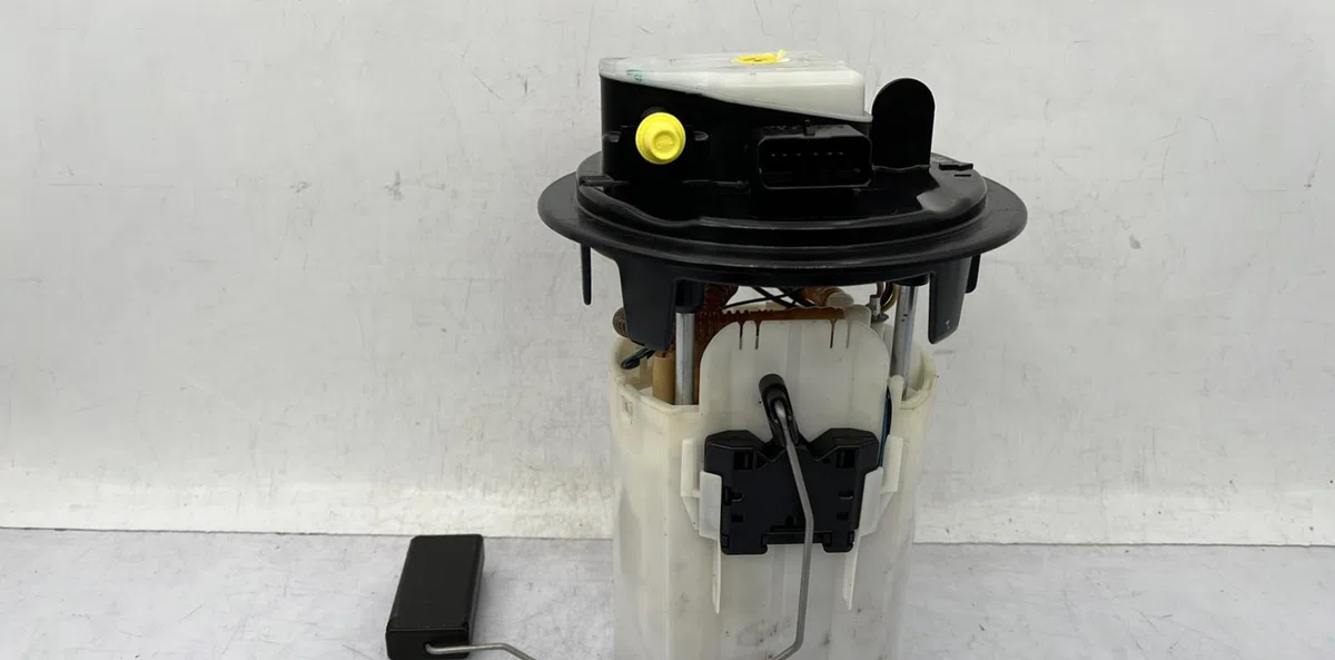 Pompe à carburant immergée CITROEN C3 PICASSO PHASE 2 occasion
