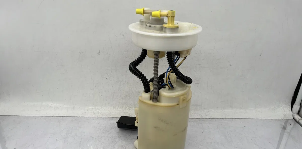 Pompe à carburant immergée HONDA JAZZ 2 occasion