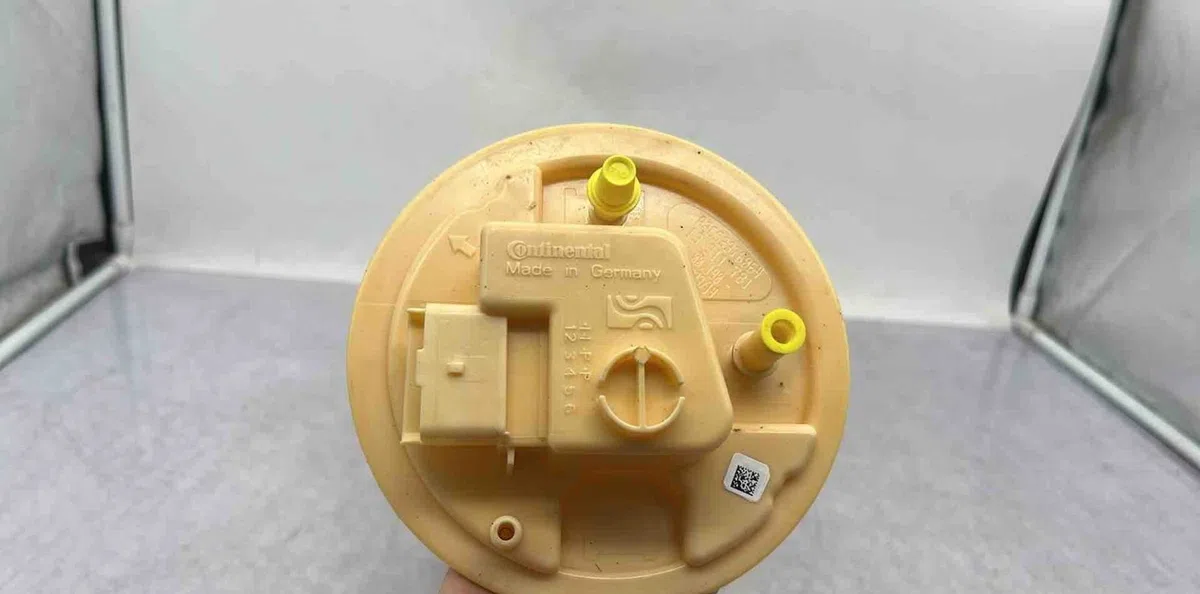 Pompe à carburant immergée OPEL MERIVA B PHASE 1 occasion