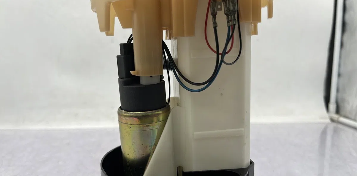 Pompe à carburant immergée RENAULT KANGOO 1 PHASE 1 occasion