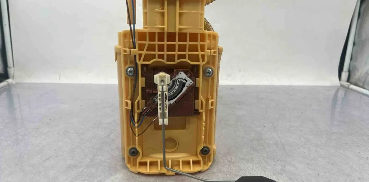 Pompe à carburant immergée VOLKSWAGEN TRANSPORTER 6 PHASE 1 occasion