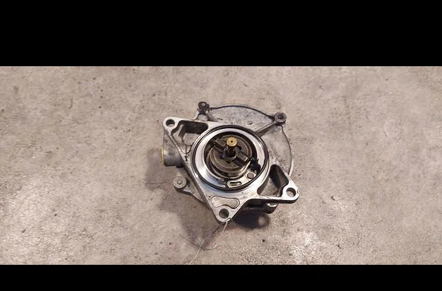 Pompe a vide Audi A6 C5 (4B2) 2.5 tdi (1997-2005) occasion
