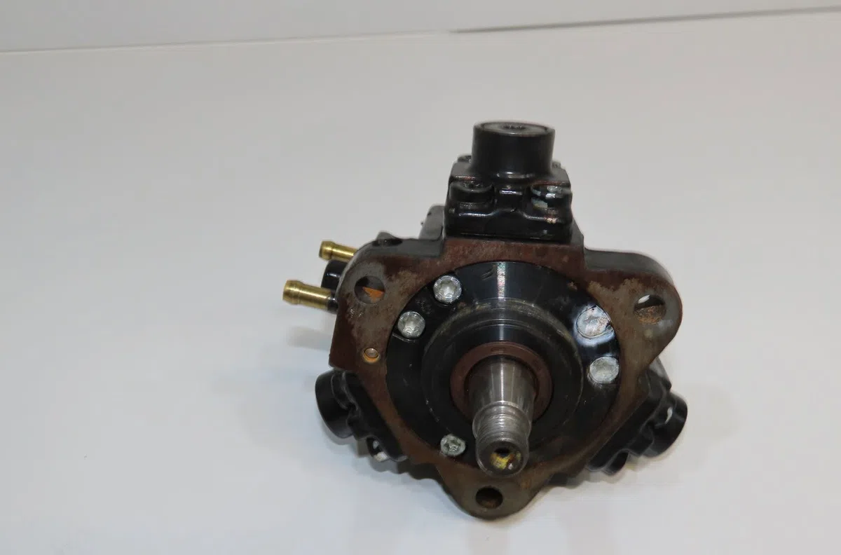 Pompe hp Saab 9-3 Décapotable (YS3F) 1.9 tid (2006-2015) occasion