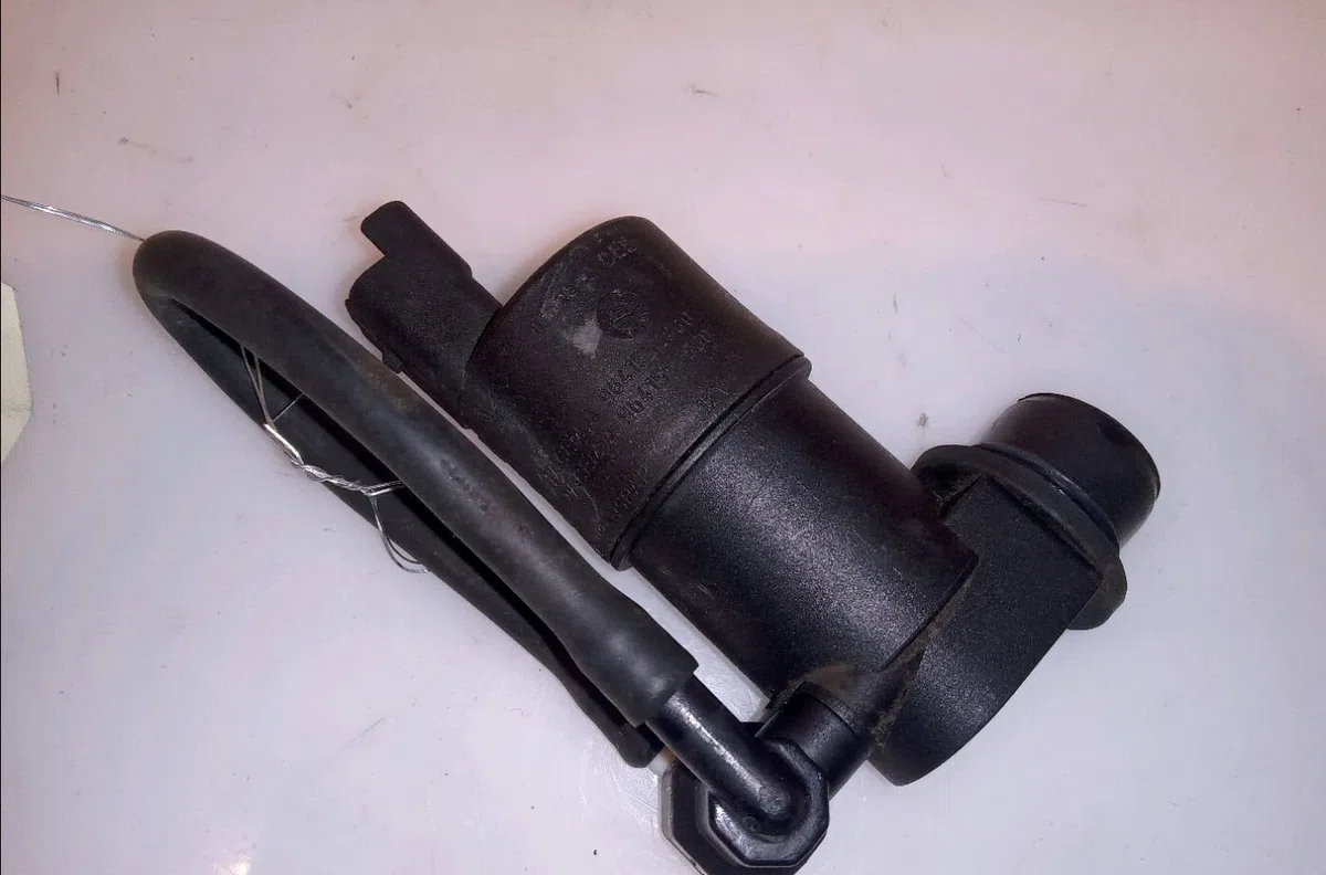 Pompe lave-glace avant Citroen C2 (JM_) 1.1 (2003-2012) 3 portes occasion