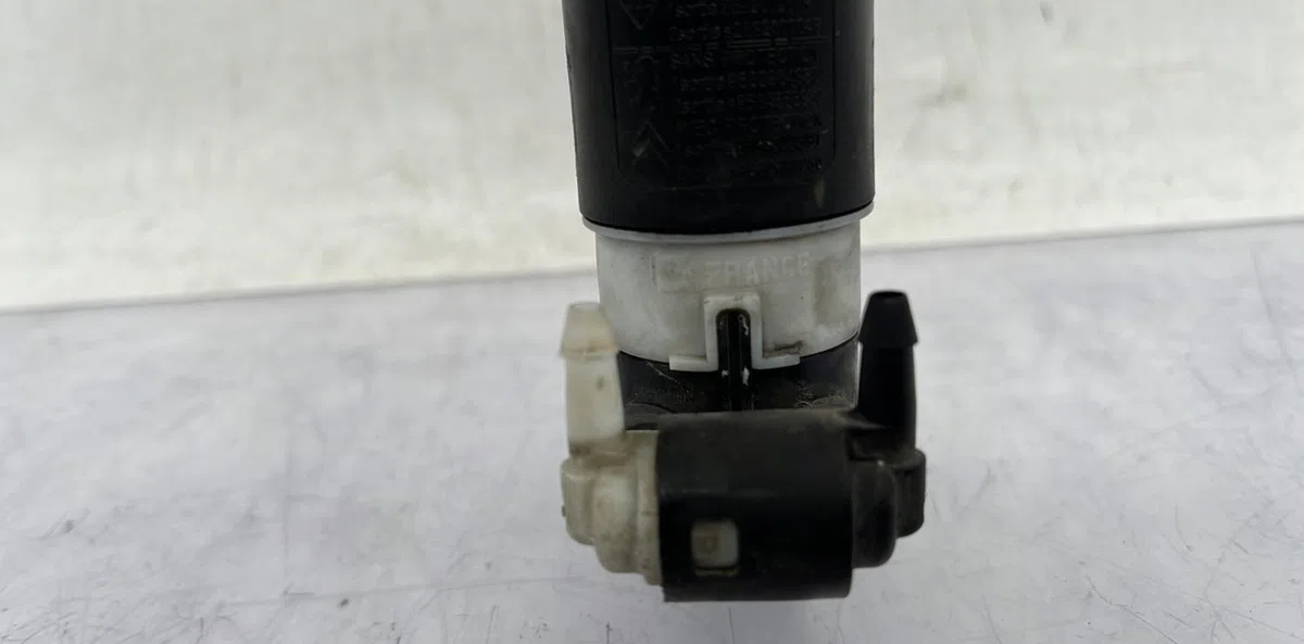 Pompe lave-glace avant RENAULT MEGANE 3 PHASE 1 occasion
