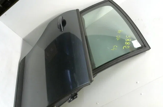 Porte arrière droite CITROEN C4 I  1.6 HDi 110ch occasion