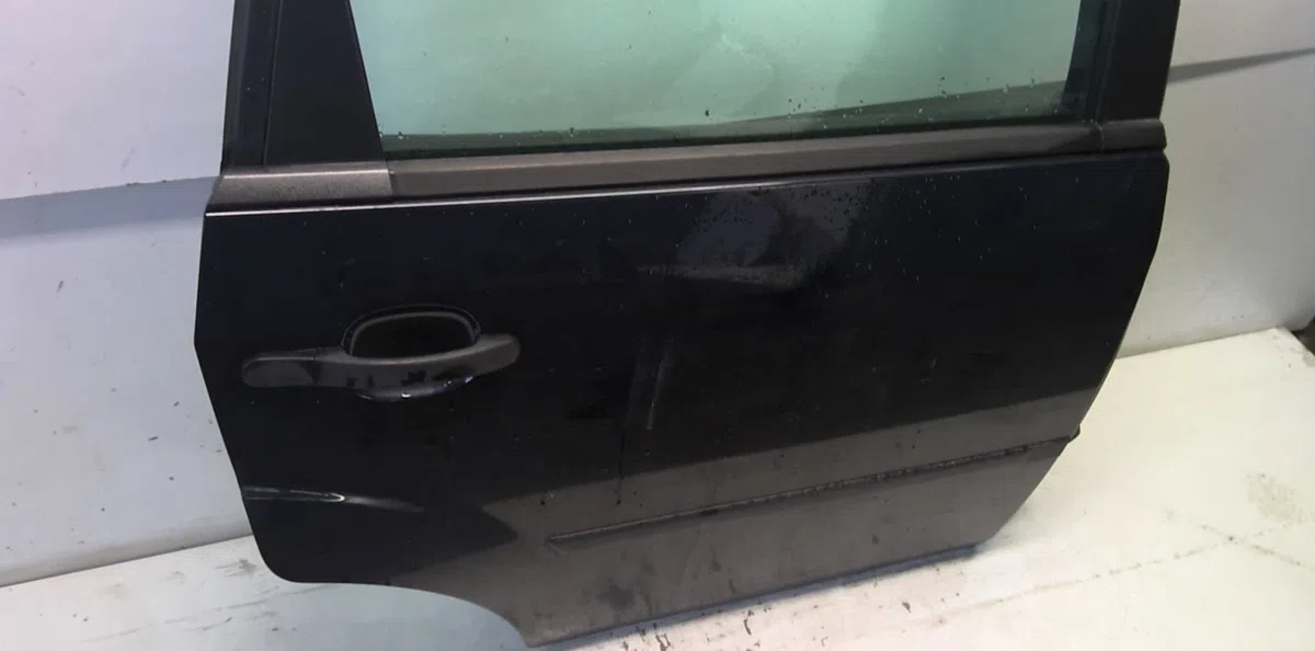 Porte arrière droite Ford FIESTA V (JH_, JD_) 1.3 (2001-2008) 3 portes occasion