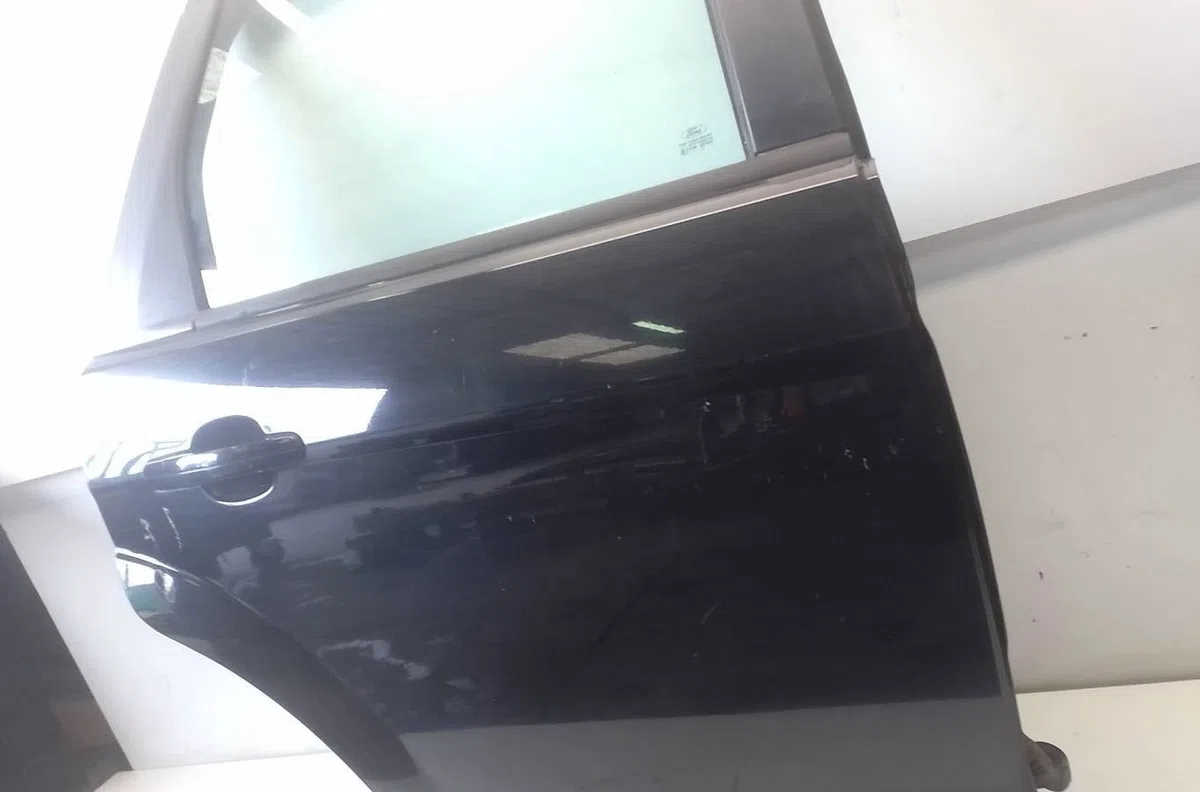 Porte arrière droite Ford FOCUS II Turnier (DA_, FFS, DS) 1.8 tdci (2004-2012) occasion