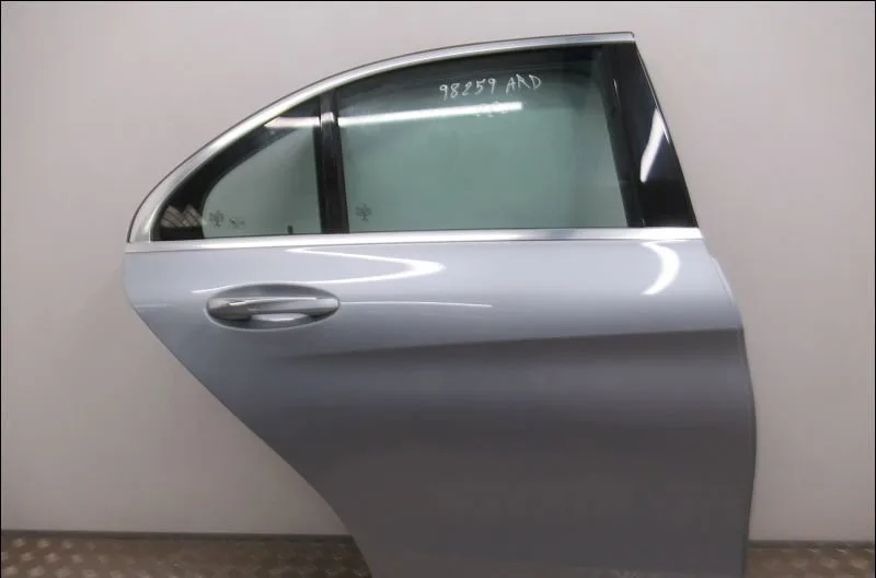Porte arrière droite MERCEDES CLASSE C IV occasion