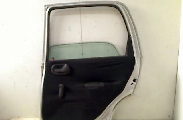 Porte arrière droite OPEL CORSA II 2000 occasion
