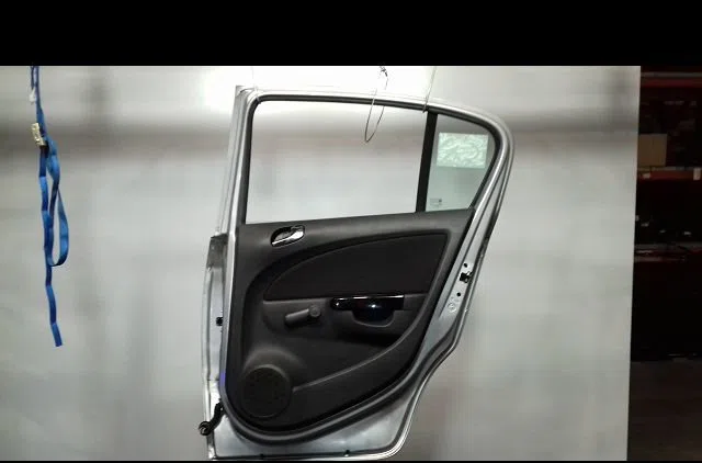 Porte arrière droite OPEL CORSA occasion