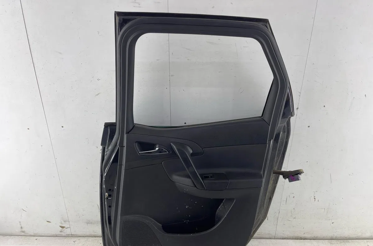 Porte arrière droite OPEL MERIVA B PHASE 1 occasion