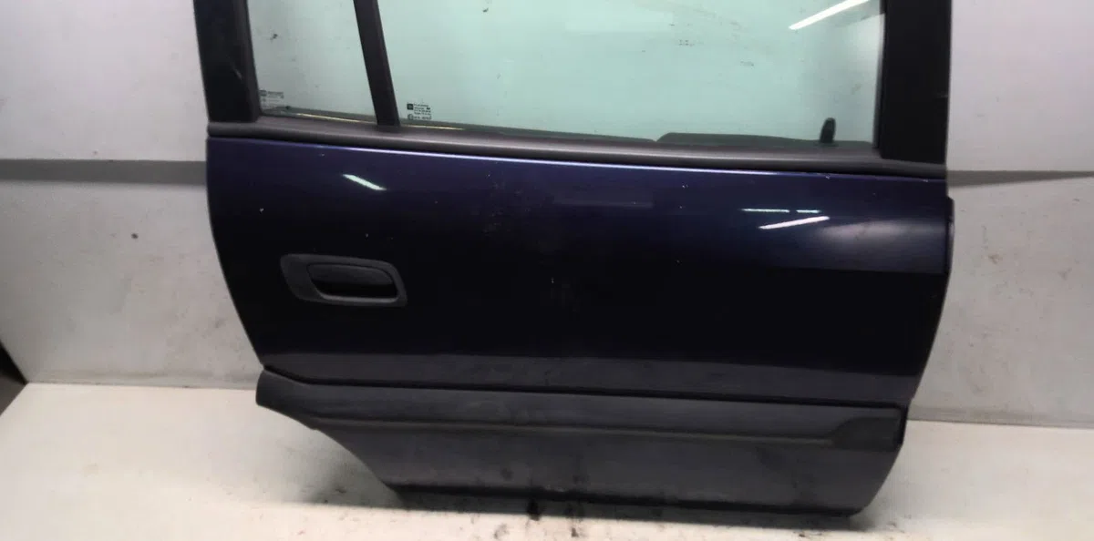 Porte arrière droite Opel ZAFIRA A Monospace (T98) 2.0 dti 16v (f75) (2000-2005) 5 portes occasion