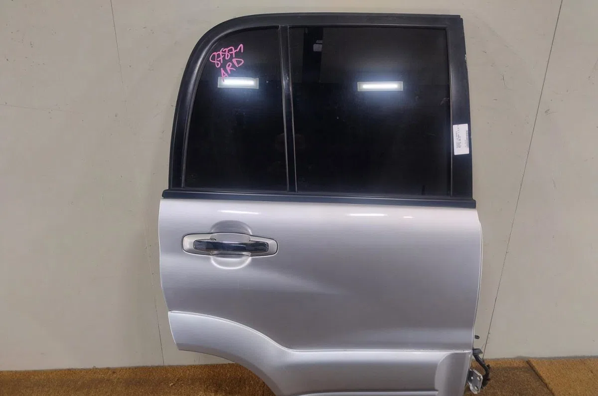 Porte arrière droite SUZUKI GRAND VITARA 1  GRAND VITARA 1 occasion