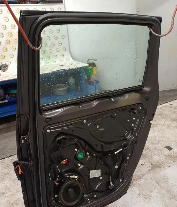 Porte arrière droite VOLKSWAGEN PASSAT 5 BREAK occasion