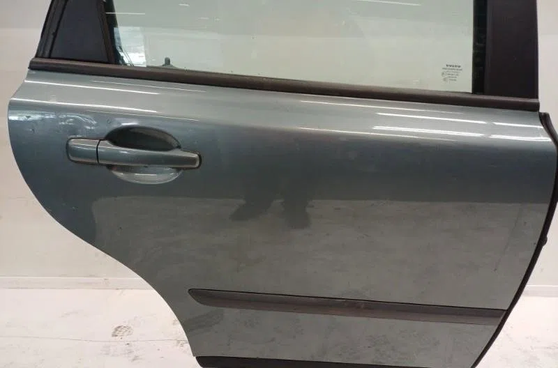 Porte arrière droite VOLVO V 50 PHASE 1 BREAK occasion