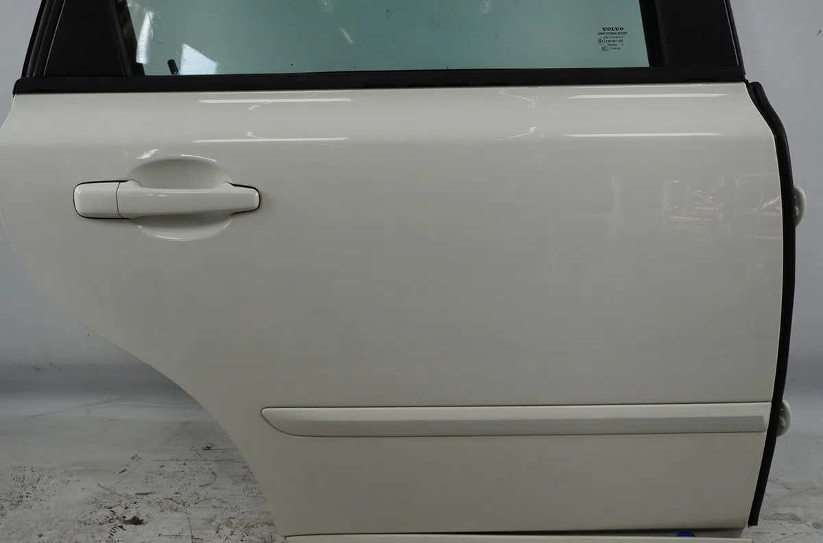 Porte arrière droite Volvo V50 (545) D2 (2010-2012) occasion