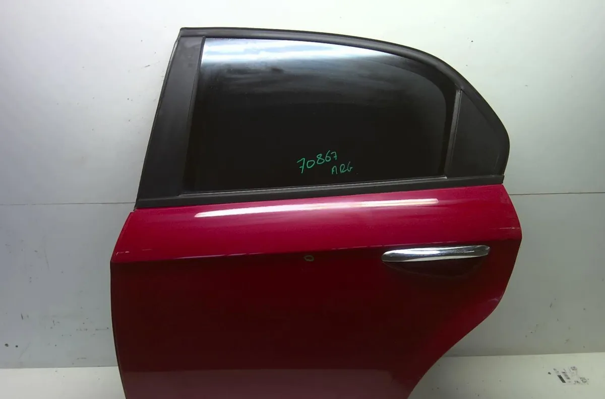 Porte arrière gauche Alfa romeo 159 (939_) 1.9 jtdm 16v (939axc1b, 939axc12) (2005-2011) occasion